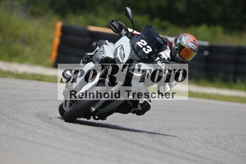 /Archiv-2024/29 12.06.2024 MOTO.CH Track Day ADR/Gruppe gelb/23